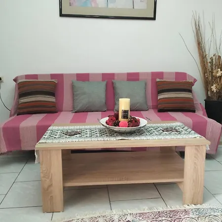 Old House 페러데이션